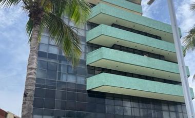 Oficina en  Venta totalmente equipada frente al Acuario de Veracruz