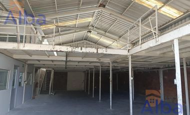 NAVE INDUSTRIAL EN VENTA O RENTA EN EL PIVA