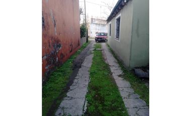 CASA EN VENTA BERISSO 124 e 14 y 15