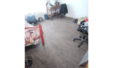 CASA EN VENTA BERISSO 124 e 14 y 15