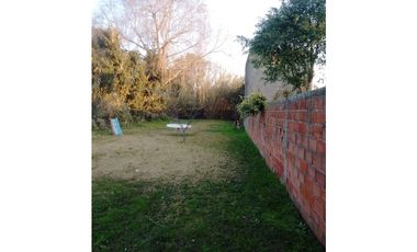 CASA EN VENTA BERISSO 124 e 14 y 15