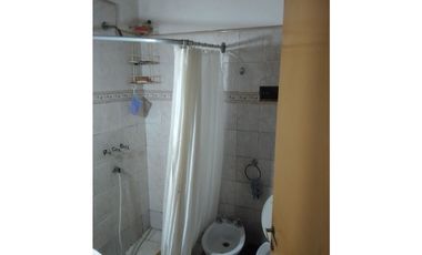 CASA EN VENTA BERISSO 124 e 14 y 15