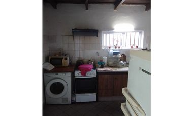 CASA EN VENTA BERISSO 124 e 14 y 15