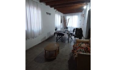 CASA EN VENTA BERISSO 124 e 14 y 15