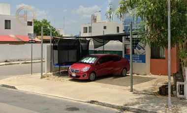 Casa en venta a 2 min de parque Los Héroes y clínica 61 IMSS