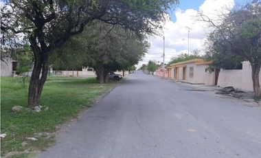 Casa en Venta  de un piso Centro del Municipio de Paras N.L.