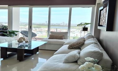 Departamento en VENTA de 147 m2 con vista al mar, ALBERCA, 2 recamaras en Fracc. Playas del Conchal