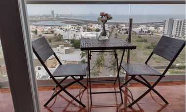 Departamento en VENTA de 147 m2 con vista al mar, ALBERCA, 2 recamaras en Fracc. Playas del Conchal