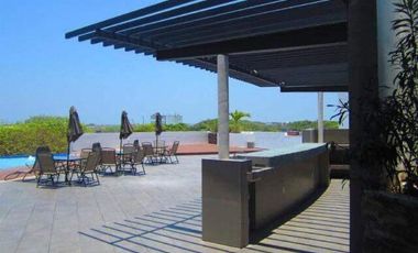 Departamento en VENTA de 147 m2 con vista al mar, ALBERCA, 2 recamaras en Fracc. Playas del Conchal
