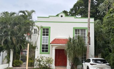Residencia Mérida en Club Real en Paseo Xaman-ha en Playacar Fase II