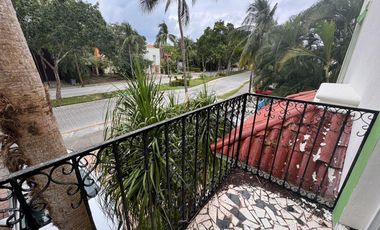 Residencia Mérida en Club Real en Paseo Xaman-ha en Playacar Fase II