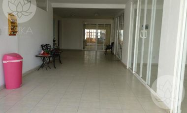 VENTA PLAZA COMERCIAL CON 10 LOCALES EN METEPEC ESTADO DE MEXICO, EXCELENTE INVERSION