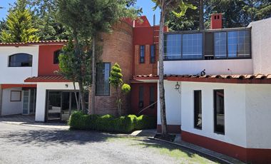 VENTA DE CASA EN EX HACIENDA BARBOSA EN ZINACANTEPEC
