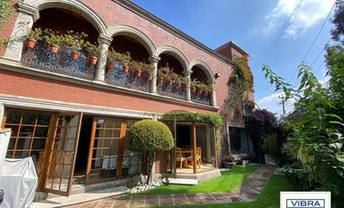 Residencia de lujo en Virreyes  Lomas de Chapultepec.