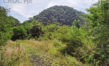 Terreno en venta en Coacoatintla Veracruz KM 9 con produccion de piedra