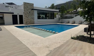 Casa en Carretera Nacional altura de Cantera