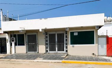 Local en venta ubicado en Av. Lázaro Cárdenas, entre Av. 16 de septiembre y Av. Ignacio Allende, Col. Centro, en Coatzacoalcos, Veracruz.