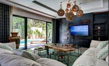 Se vende lujosa casa en Aldea Zama Premium Tulum P4007