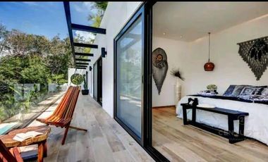 Se vende lujosa casa en Aldea Zama Premium Tulum P4007