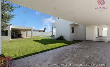 Quinta - Casa con Alberca y papala en Venta Portal de Zuazua en  Zona portal del Norte