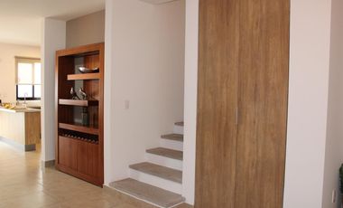Casa a estrenar en Venta en el Refugio Querétaro