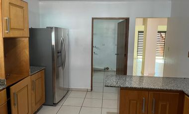 Casa en venta en El Cid
