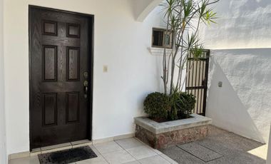 Casa en venta en El Cid
