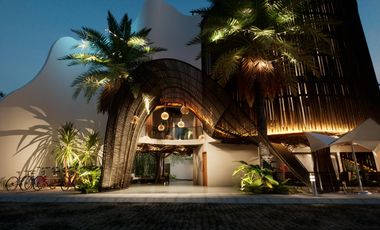 Venta Departamento La Veleta con Cenote artificial !