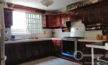 Casa en Venta en Calle Niños Heroes, colonia Guadalupe Victoria, Coatzacoalcos, Ver.