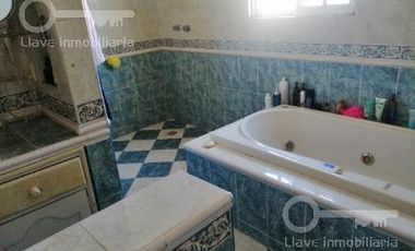 Casa en Venta en Calle Niños Heroes, colonia Guadalupe Victoria, Coatzacoalcos, Ver.