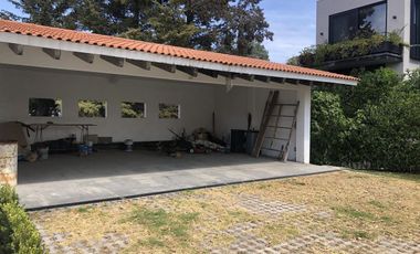 Casa en obra blanca en Club de Golf Los Encinos