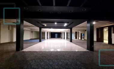 EDIFICIO COMERCIAL EN VENTA Y RENTA ZONA SAN JEMO MONTERREY
