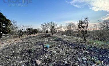 Terreno en venta en Tamarindo Veracruz sobre carretera frente al retén.