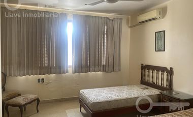 Casa de 2 niveles en venta ubicada en Bellavista, Col. Centro, en Coatzacoalcos, Veracruz.