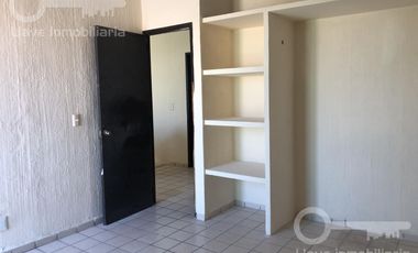 Casa de 2 niveles en venta ubicada en Fracc. Balcones del Mar, en Coatzacoalcos, Veracruz.