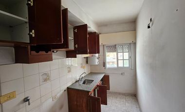 Departamento en alquiler en Bernal Oeste