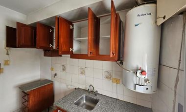 Departamento en alquiler en Bernal Oeste