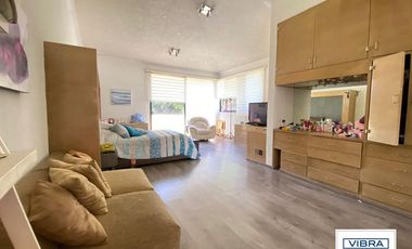 2,700 m2 de terreno, CASA a la venta en San  Bartolo Ameyalco.