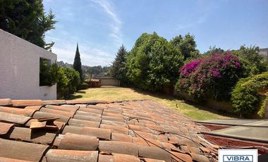 2,700 m2 de terreno, CASA a la venta en San  Bartolo Ameyalco.