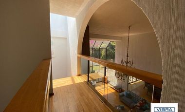 2,700 m2 de terreno, CASA a la venta en San  Bartolo Ameyalco.