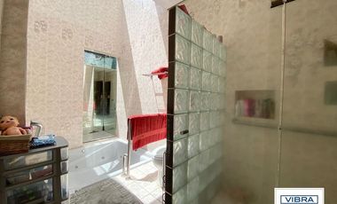 2,700 m2 de terreno, CASA a la venta en San  Bartolo Ameyalco.