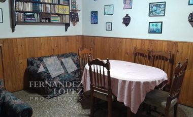 Casa en venta en Bernal Centro
