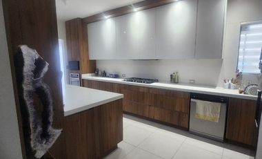 Casa en venta en Porto, Cumbres