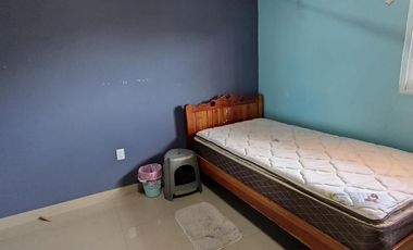 Renta de Casa Amueblada con 4 habitaciones en esquina de Calle Miguel Alemán, Col. Buenavista Norte, Minatitlán, Ver.