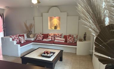 Casa amueblada en Renta, Av. Bellavista, Col. Centro. Coatzacoalcos, Ver.