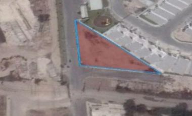 Ofrezco terreno comercial en esquina Apodaca