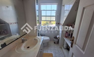Casa en Venta en Manuel Castillo