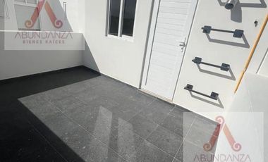 RESIDENCIA A 6 MINUTOS DE TOWN SQUARE METEPEC