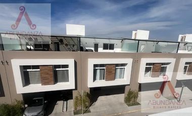 RESIDENCIA A 6 MINUTOS DE TOWN SQUARE METEPEC