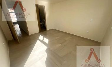 RESIDENCIA A 6 MINUTOS DE TOWN SQUARE METEPEC